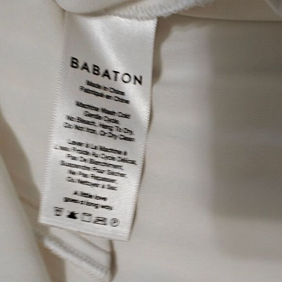 Babaton Airy White Sleeveless Pleated Blouse Top Sz M - Picture 5 of 6